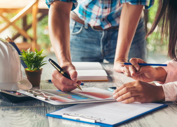 trust and safety_risk